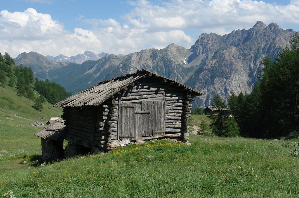 Le Relais Des Vaudois Hotel Freissinieres Esterno foto
