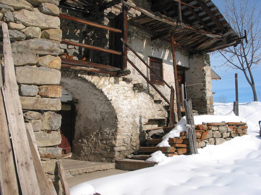 Le Relais Des Vaudois Hotel Freissinieres Esterno foto