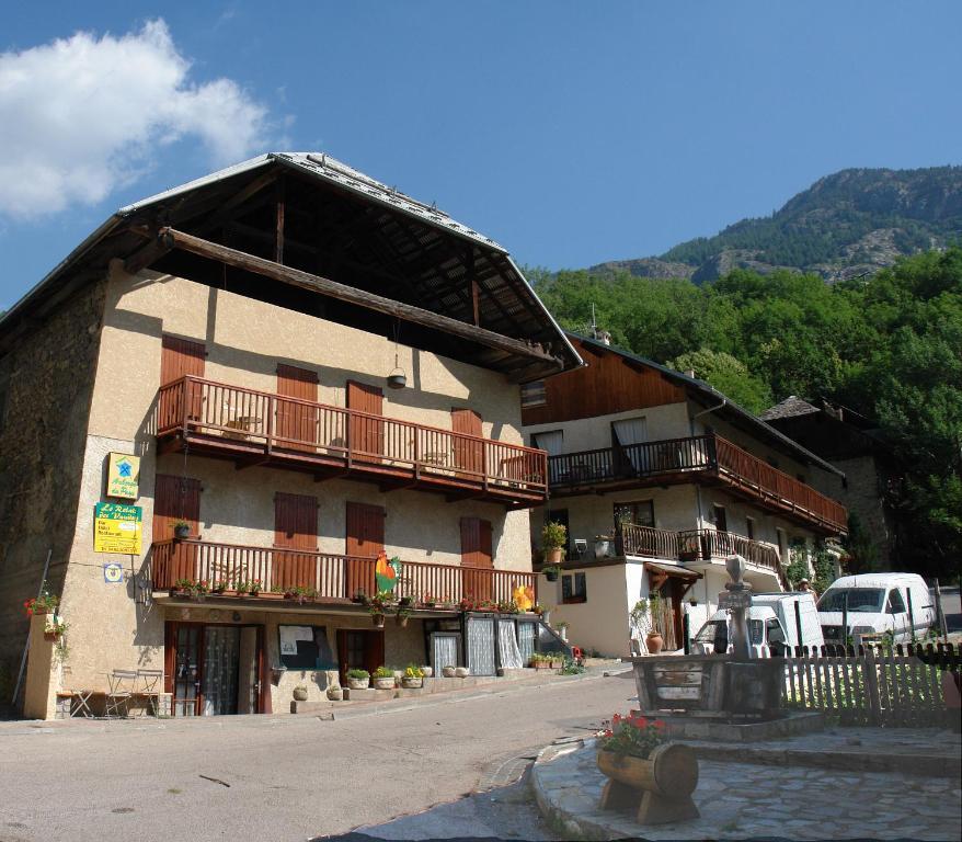 Le Relais Des Vaudois Hotel Freissinieres Esterno foto
